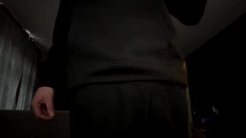 Snapshot of notsmallnotbigg chatting on March 2026 04:31:01 PM notsmallnotbigg online show from March 2026 04:31:01 PM