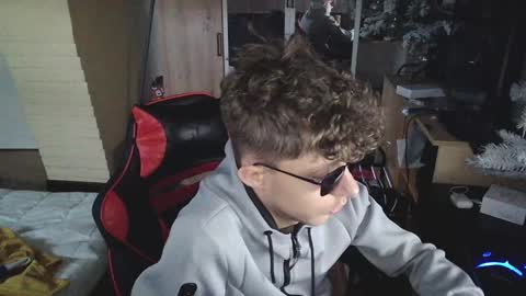 NotSpace   online show from December 2024 02:16:01 PM