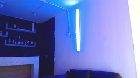 Nova Salvatore online show from January 2026 04:07:02 AM