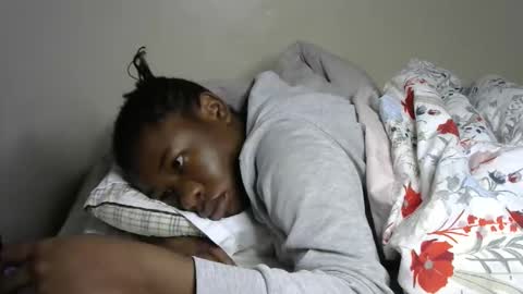 novaah online show from December 2025 02:17:01 AM