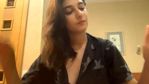 Snapshot of novacryptixx chatting on November 2025 09:58:01 PM Kate online show from November 2025 09:58:01 PM