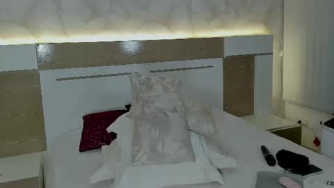 Andrea online show from July 2026 01:32:02 AM