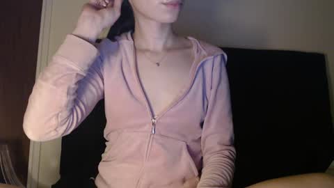 Snapshot of novafrey chatting on January 2025 03:23:02 AM Olivia online show from January 2025 03:23:02 AM