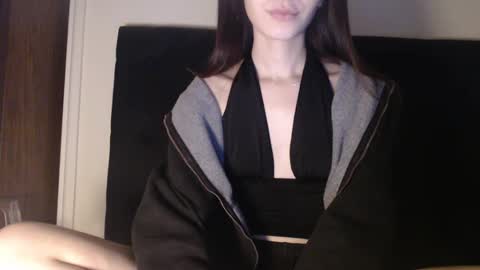 Snapshot of novafrey chatting on February 2025 06:19:01 AM Olivia online show from February 2025 06:19:01 AM