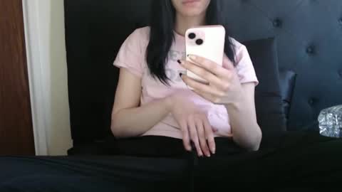 Snapshot of novafrey chatting on January 2026 06:57:02 PM Olivia online show from January 2026 06:57:02 PM