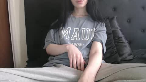 Olivia online show from March 2026 09:43:02 PM