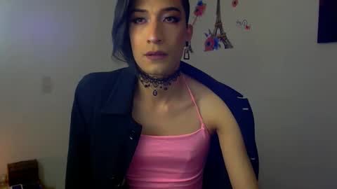 Nova...  online show from October 2025 09:35:01 PM