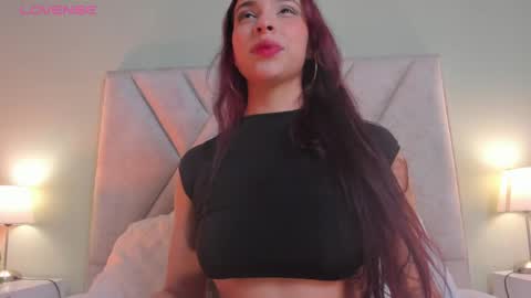 Snapshot of novasilk chatting on June 2026 07:25:01 PM novasilk online show from June 2026 07:25:01 PM