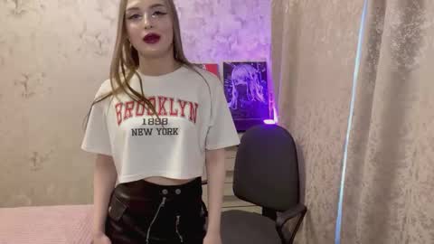 Snapshot of novellaakmal chatting on February 2026 01:09:01 PM Lea online show from February 2026 01:09:01 PM