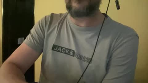 Snapshot of novio_muyalto chatting on April 2026 10:00:02 PM novio_muyalto online show from April 2026 10:00:02 PM
