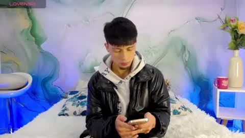 Stev  online show from March 2026 03:23:02 AM