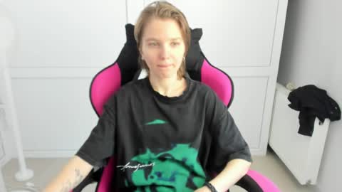 Noxie online show from July 2026 06:18:02 AM