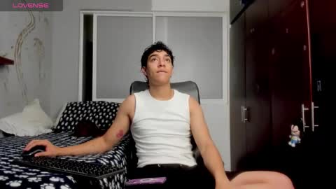 Snapshot of noxx_stark chatting on November 2025 01:38:01 AM Noxx online show from November 2025 01:38:01 AM