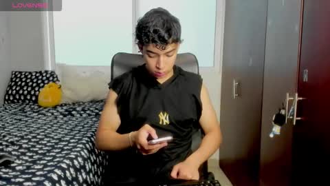 Snapshot of noxx_stark chatting on January 2026 07:06:02 PM Noxx online show from January 2026 07:06:02 PM