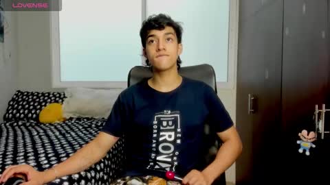 Snapshot of noxx_stark chatting on January 2026 07:50:01 PM Noxx online show from January 2026 07:50:01 PM