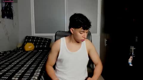 Snapshot of noxx_stark chatting on February 2026 01:15:01 AM Noxx online show from February 2026 01:15:01 AM