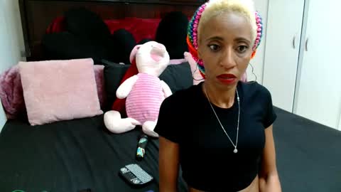 Nubiangiggles online show from September 2025 07:04:01 PM