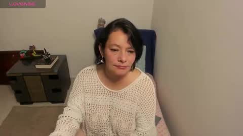 Snapshot of nuit_rose chatting on October 2025 02:14:02 AM nuit_rose online show from October 2025 02:14:02 AM