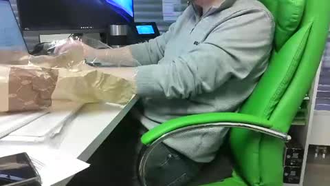 Snapshot of numlove chatting on February 2025 11:32:02 AM Slave for Mistress and Master online show from February 2025 11:32:02 AM