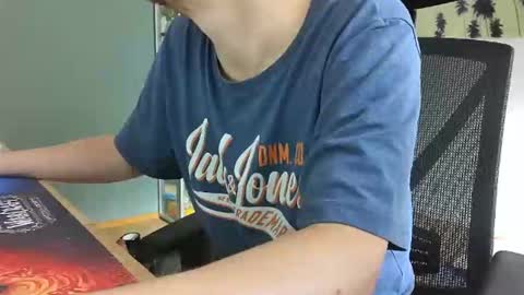 Snapshot of numlove chatting on September 2025 09:20:02 AM Slave for Mistress and Master online show from September 2025 09:20:02 AM