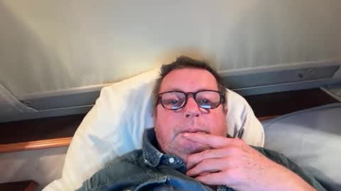 Snapshot of nurod chatting on December 2025 06:34:01 PM nurod online show from December 2025 06:34:01 PM