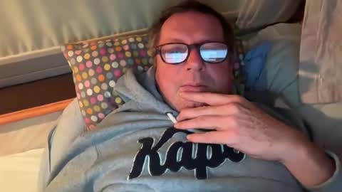 Snapshot of nurod chatting on December 2025 06:42:02 AM nurod online show from December 2025 06:42:02 AM