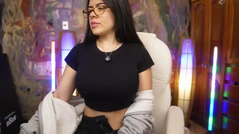 Snapshot of nurse_squirt chatting on October 2025 12:08:02 AM Claudia online show from October 2025 12:08:02 AM