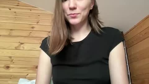 Snapshot of nursedoll chatting on November 2025 06:13:01 AM Ema online show from November 2025 06:13:01 AM