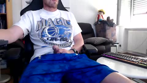 nursefan online show from June 2026 01:14:01 PM