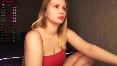 Snapshot of nutcrewlove chatting on December 2025 09:44:02 PM WEELCOMEEEEEEEEEE online show from December 2025 09:44:02 PM