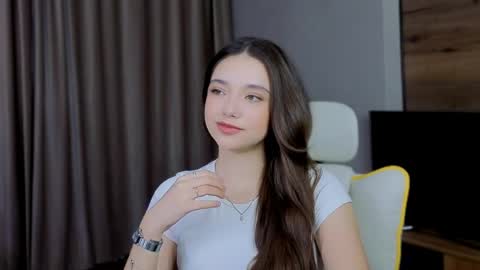 Rachel online show from May 2026 07:19:01 PM