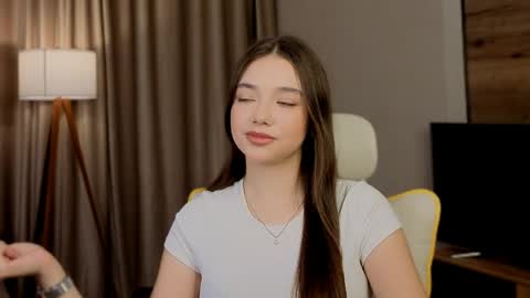 Rachel online show from May 2026 07:44:02 PM