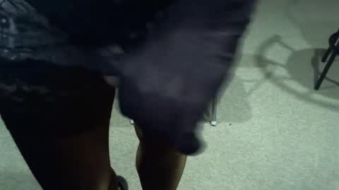 Snapshot of nylonslutbitch chatting on September 2025 10:43:01 PM nylonslutbitch online show from September 2025 10:43:01 PM