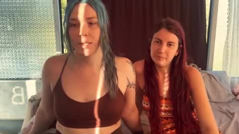 Snapshot of nympharabelle chatting on October 2025 06:43:02 AM Creamy Grapefruit online show from October 2025 06:43:02 AM