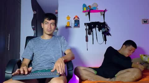 David and Steven Independents online show from September 2025 01:07:02 AM