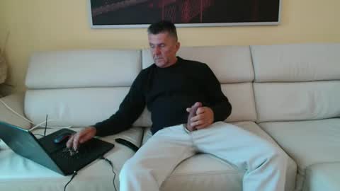 Snapshot of nymphomanboy chatting on October 2025 05:38:01 AM Marc online show from October 2025 05:38:01 AM