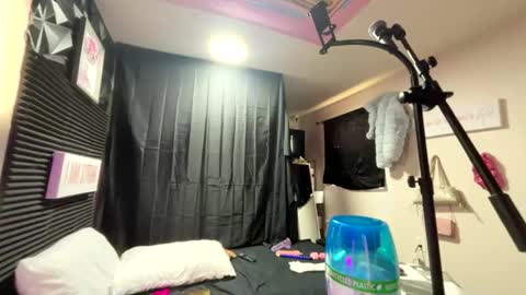 Snapshot of nymphomaticbaby chatting on January 2026 02:33:02 PM nymphomaticbaby online show from January 2026 02:33:02 PM