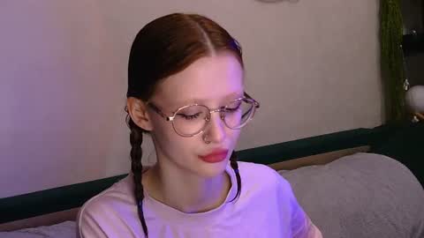 Snapshot of nyra_thira chatting on July 2026 01:02:02 AM nyra_thira online show from July 2026 01:02:02 AM