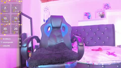 Snapshot of nyx__blackwood chatting on December 2024 04:31:02 AM nyx__blackwood online show from December 2024 04:31:02 AM