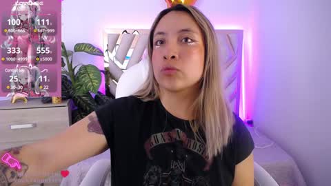 Alex   .    online show from February 2025 05:53:02 AM