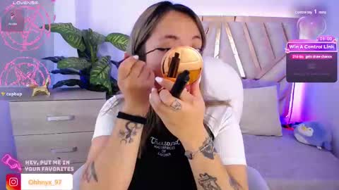 Alex   .    online show from March 2025 08:59:01 PM