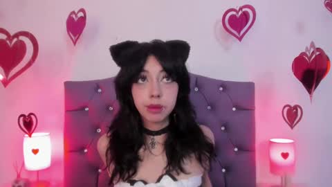   online show from February 2025 04:22:01 AM