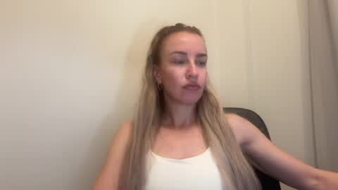 Anastasia online show from May 2026 07:04:01 AM