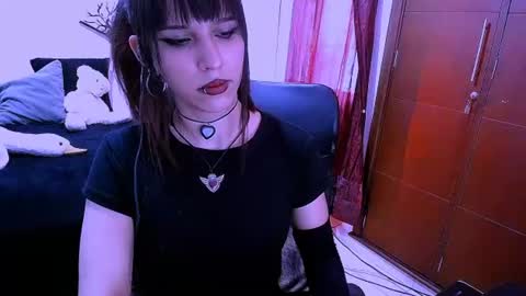 Nyxxei online show from July 2026 09:02:01 PM