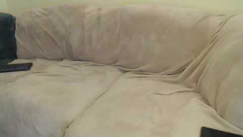 Stef  Derek online show from March 2025 08:23:02 AM