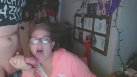 o0oshesquirt4hims online show from December 2024 04:18:02 AM