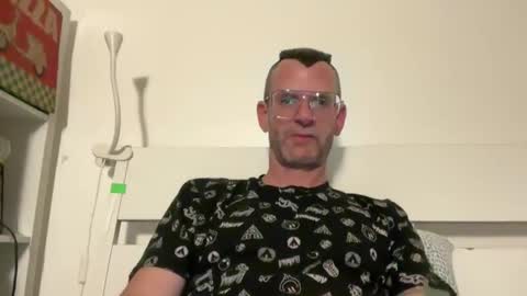 Jonathan Deep online show from April 2026 09:16:02 PM