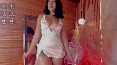 Snapshot of oasisensier chatting on November 2025 10:18:02 PM MAILY online show from November 2025 10:18:02 PM