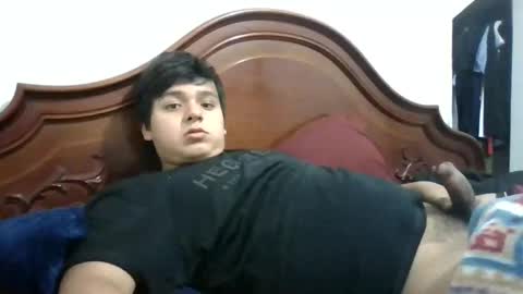 Snapshot of oblivion1998 chatting on October 2025 05:15:01 AM oblivion1998 online show from October 2025 05:15:01 AM