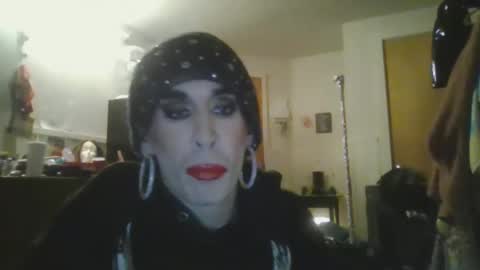 Snapshot of obsessed_glambert chatting on October 2025 11:46:01 PM obsessed_glambert online show from October 2025 11:46:01 PM